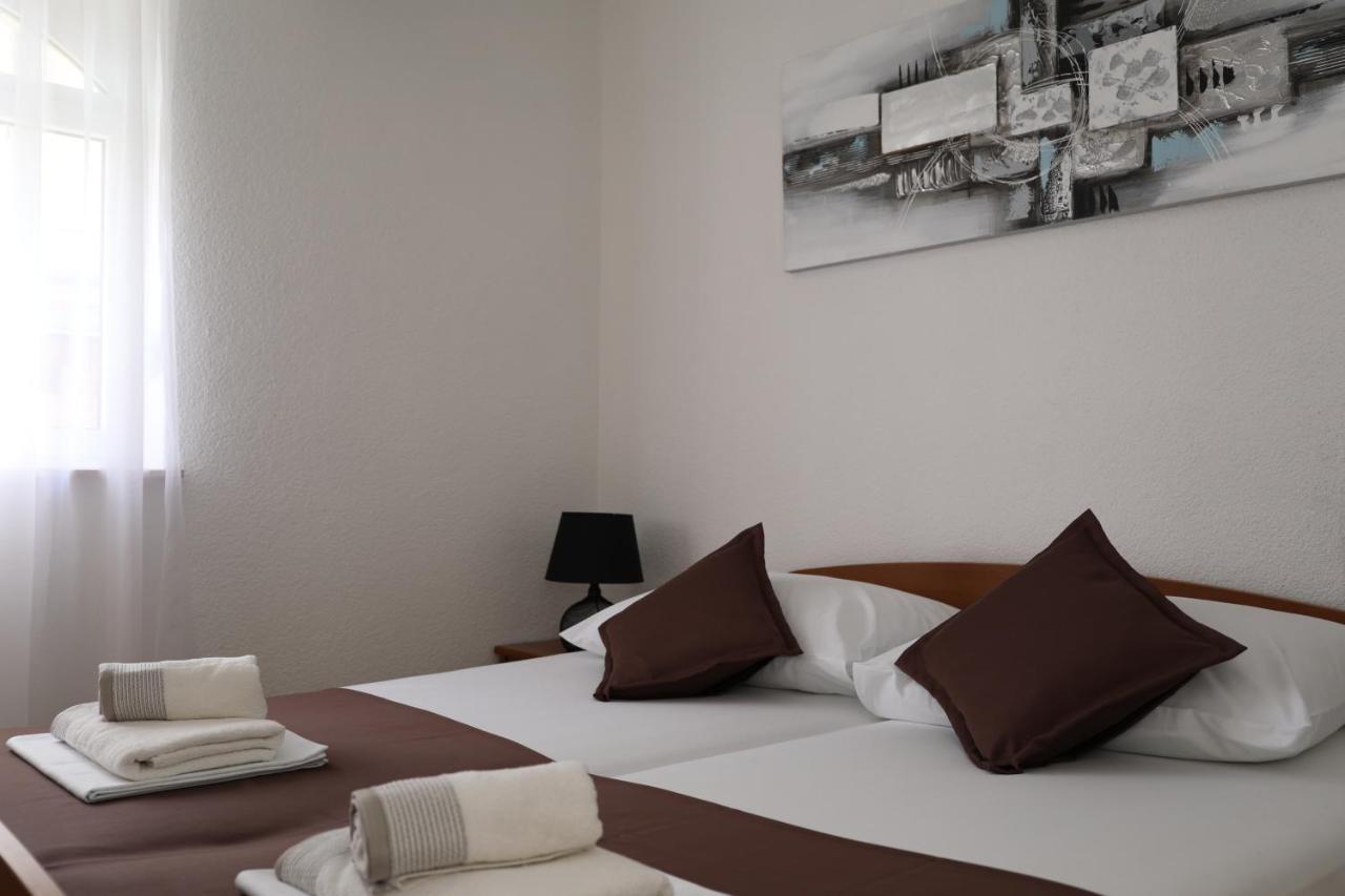 Apartmani Delac Vodice Exterior foto