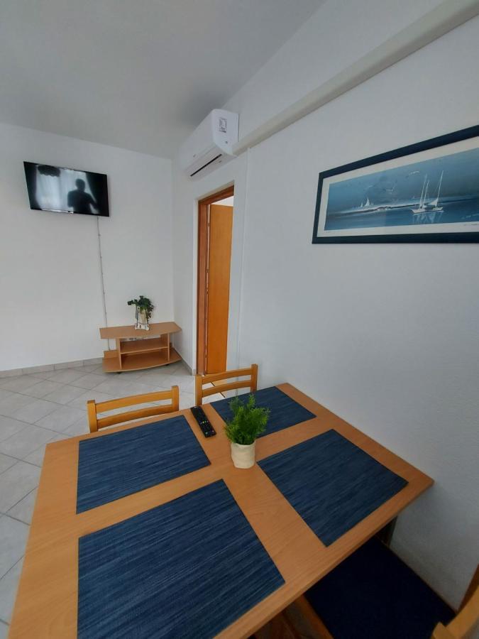 Apartmani Delac Vodice Exterior foto