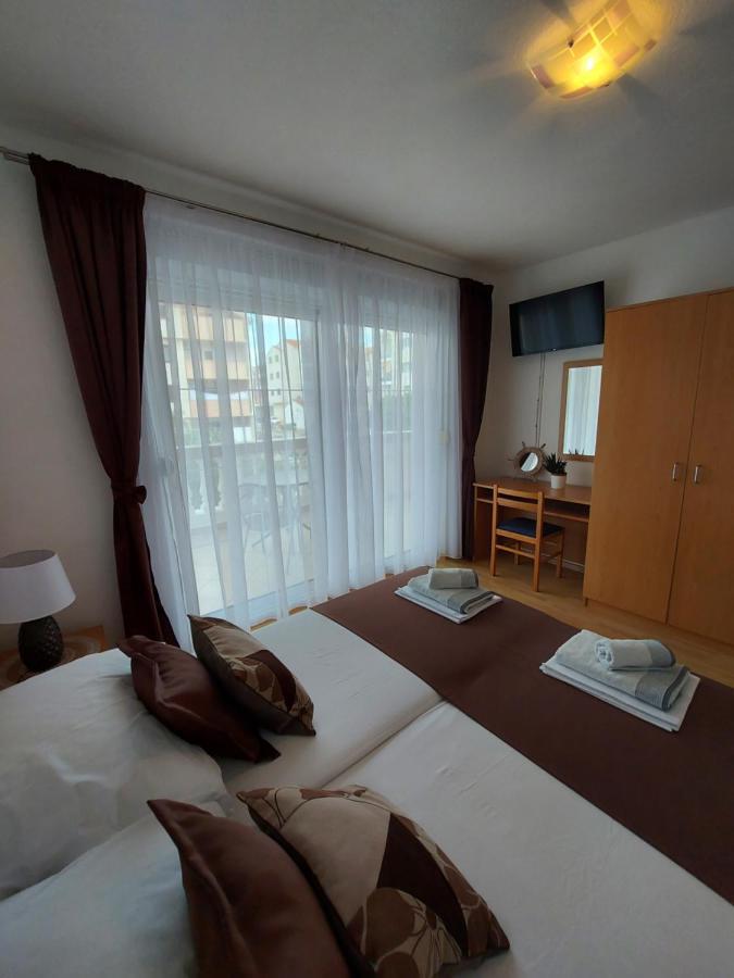 Apartmani Delac Vodice Exterior foto