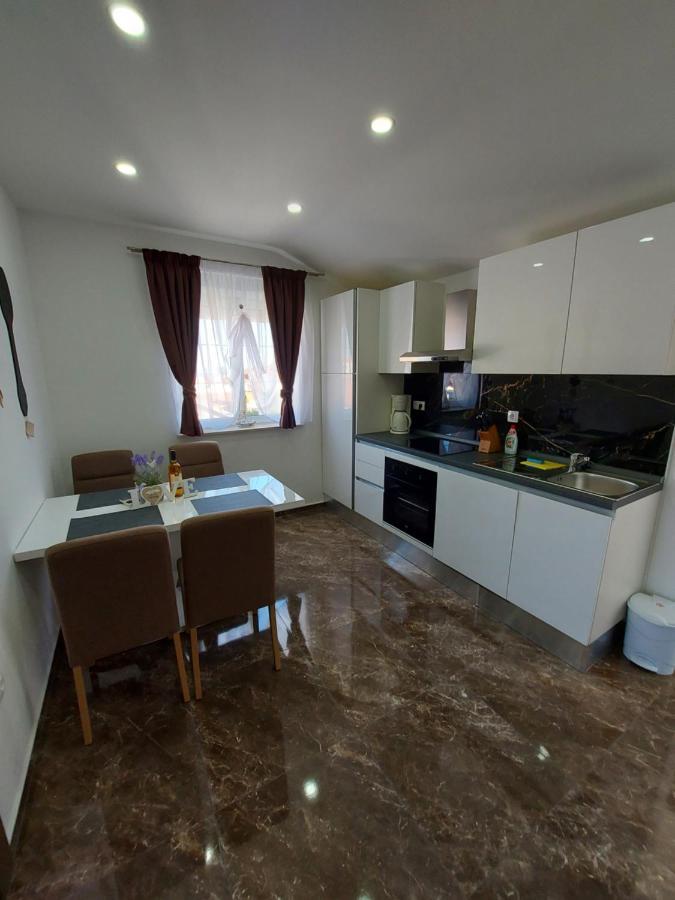 Apartmani Delac Vodice Exterior foto