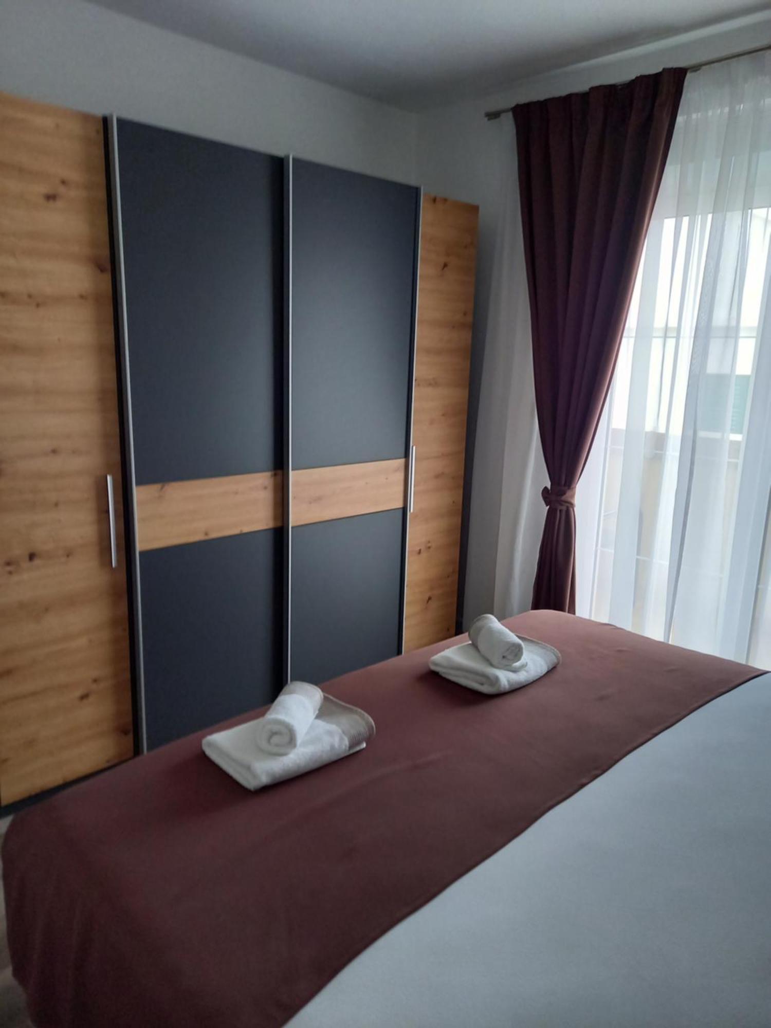 Apartmani Delac Vodice Exterior foto
